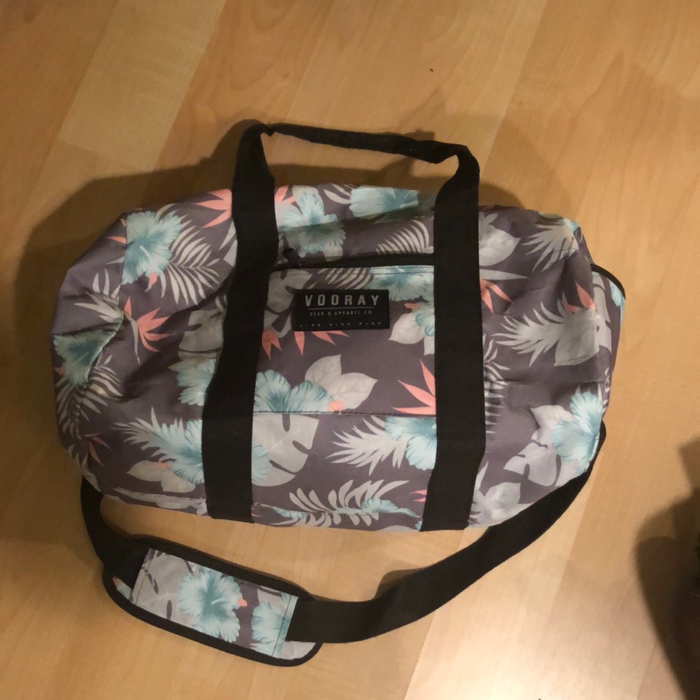 Vooray gym bag